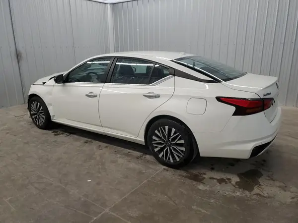 1N4BL4DV6SN302353 2025 NISSAN ALTIMA - Image 2
