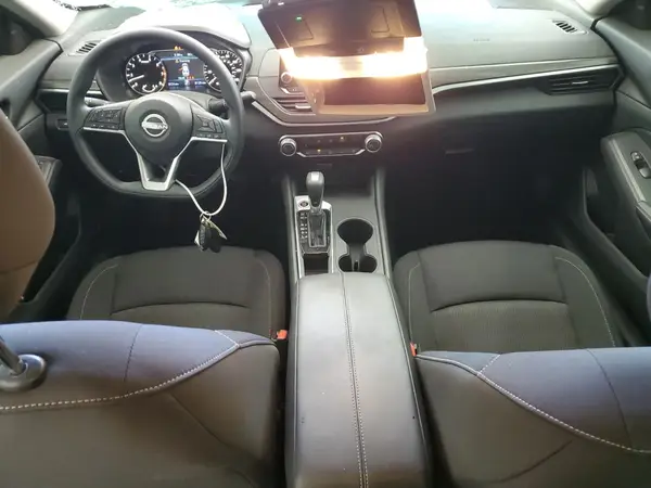 1N4BL4DV6SN302420 2025 NISSAN ALTIMA - Image 8
