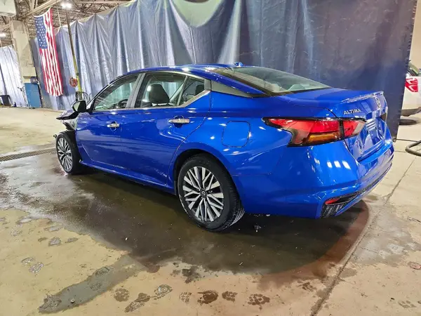 1N4BL4DV6SN306242 2025 NISSAN ALTIMA - Image 2