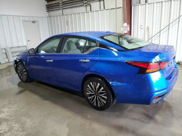 1N4BL4DV6SN306810 2025 NISSAN ALTIMA - Image 2