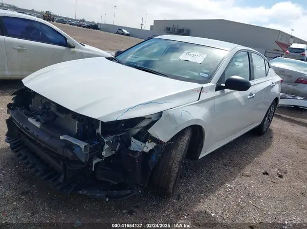 1N4BL4DV6SN313823 2025 NISSAN ALTIMA - Image 2