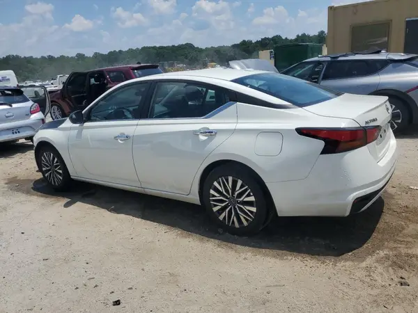 1N4BL4DV6SN316950 2025 NISSAN ALTIMA - Image 2