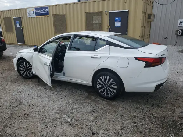 1N4BL4DV6SN317936 2025 NISSAN ALTIMA - Image 2