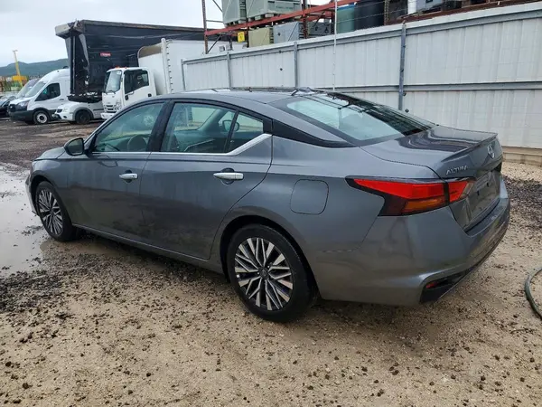 1N4BL4DV6SN320819 2025 NISSAN ALTIMA - Image 2