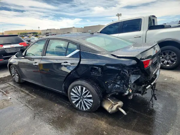1N4BL4DV6SN324188 2025 NISSAN ALTIMA - Image 2
