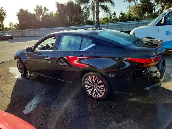 1N4BL4DV6SN351164 2025 NISSAN ALTIMA - Image 2