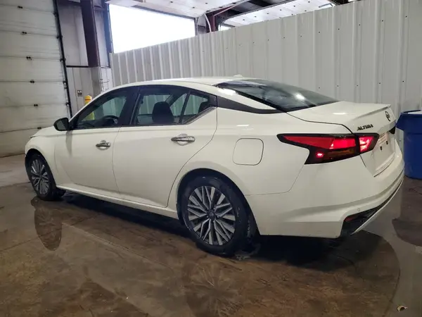 1N4BL4DV6SN354436 2025 NISSAN ALTIMA - Image 2