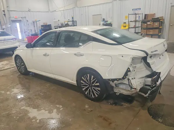 1N4BL4DV6SN354758 2025 NISSAN ALTIMA - Image 2