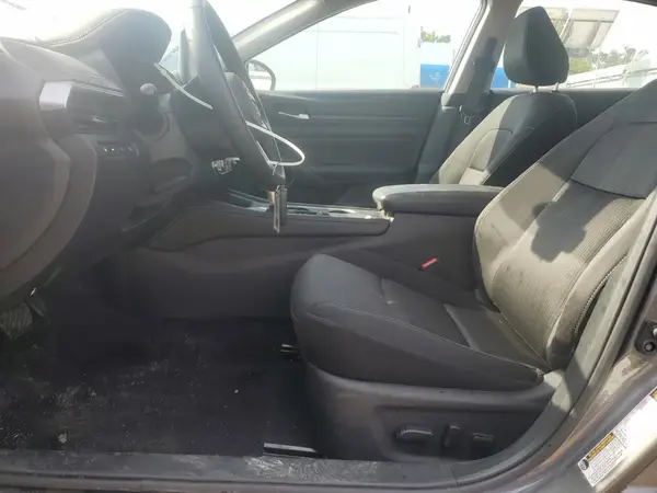 1N4BL4DV6SN362777 2025 NISSAN ALTIMA - Image 8