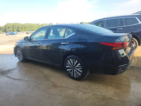 1N4BL4DV6SN363489 2025 NISSAN ALTIMA - Image 2