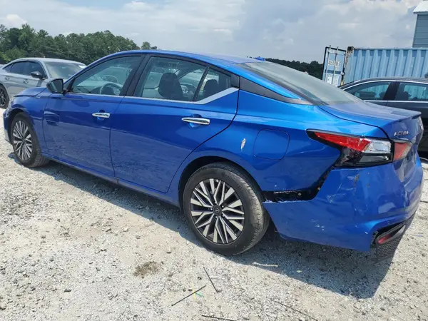 1N4BL4DV6SN364996 2025 NISSAN ALTIMA - Image 2