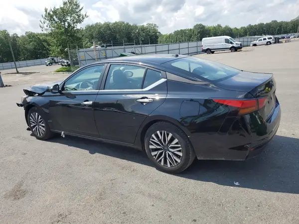 1N4BL4DV6SN369129 2025 NISSAN ALTIMA - Image 2