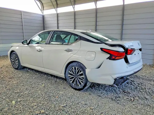 1N4BL4DV6SN375920 2025 NISSAN ALTIMA - Image 2