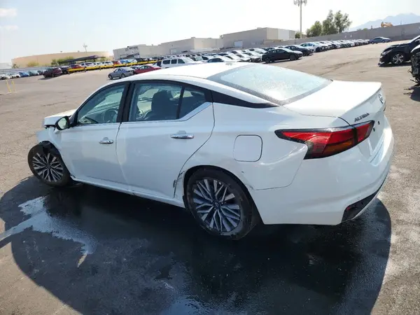1N4BL4DV6SN379630 2025 NISSAN ALTIMA - Image 2