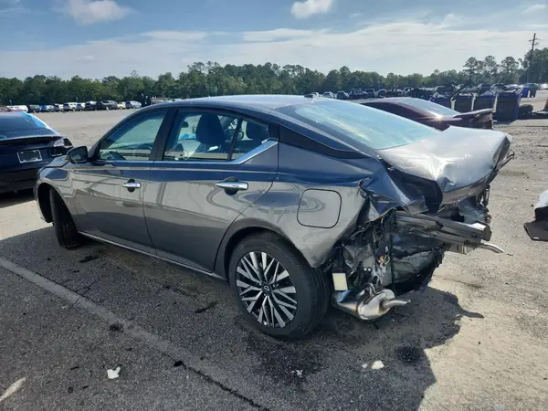 1N4BL4DV6SN387226 2025 NISSAN ALTIMA - Image 2
