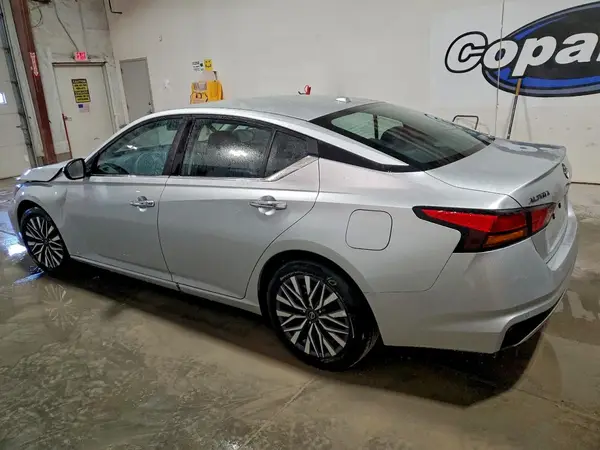 1N4BL4DV6SN387775 2025 NISSAN ALTIMA - Image 2