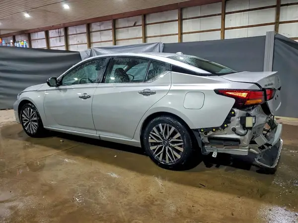 1N4BL4DV6SN394368 2025 NISSAN ALTIMA - Image 2