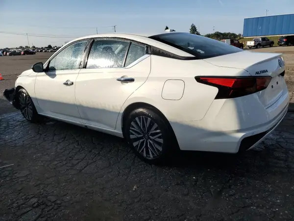 1N4BL4DV6SN401092 2025 NISSAN ALTIMA - Image 2