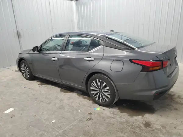 1N4BL4DV6SN404042 2025 NISSAN ALTIMA - Image 2