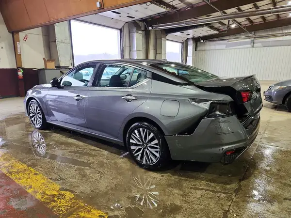 1N4BL4DV6SN404140 2025 NISSAN ALTIMA - Image 2