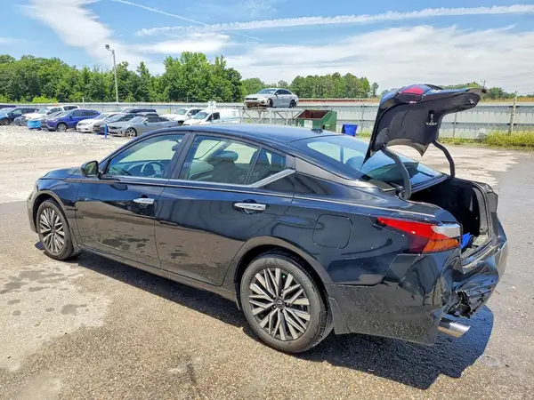 1N4BL4DV6SN419186 2025 NISSAN ALTIMA - Image 2
