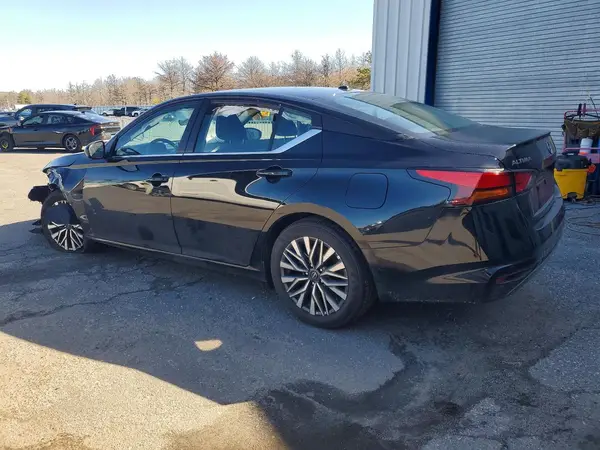 1N4BL4DV6TN309403 2026 NISSAN ALTIMA - Image 2