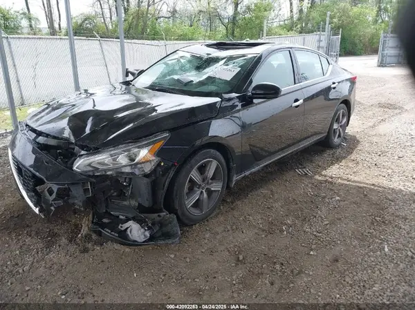 1N4BL4DV7KC121726 2019 NISSAN ALTIMA - Image 2