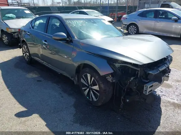 1N4BL4DV7KC140549 2019 NISSAN ALTIMA - Image 1