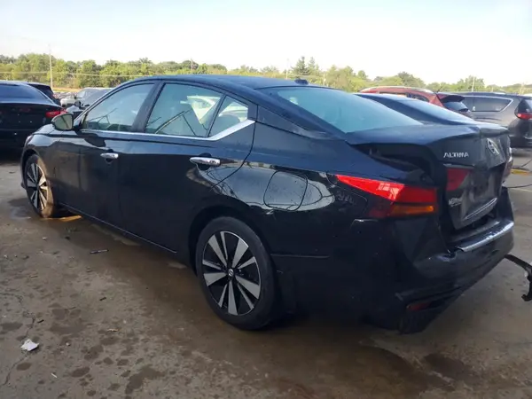 1N4BL4DV7MN302705 2021 NISSAN ALTIMA - Image 2