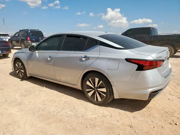 1N4BL4DV7MN318385 2021 NISSAN ALTIMA - Image 2
