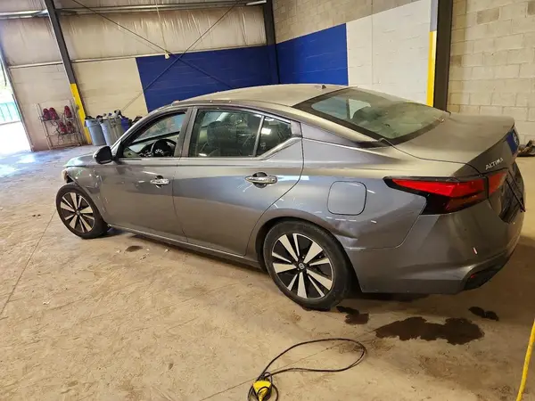 1N4BL4DV7MN343268 2021 NISSAN ALTIMA - Image 2