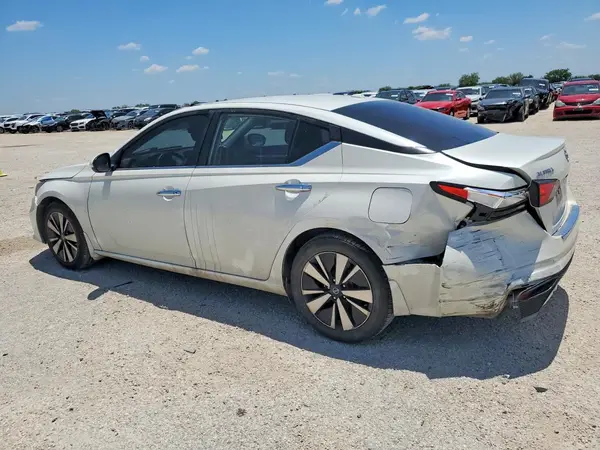 1N4BL4DV7MN359910 2021 NISSAN ALTIMA - Image 2