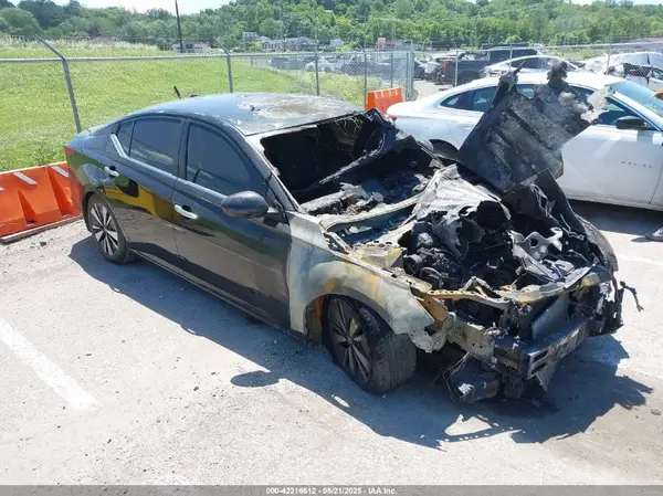 1N4BL4DV7MN379865 2021 NISSAN ALTIMA - Image 1