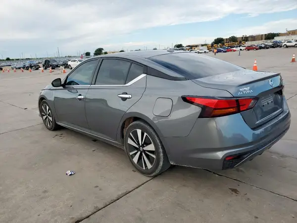 1N4BL4DV7MN396925 2021 NISSAN ALTIMA - Image 2
