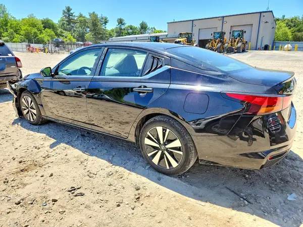 1N4BL4DV7MN397959 2021 NISSAN ALTIMA - Image 2