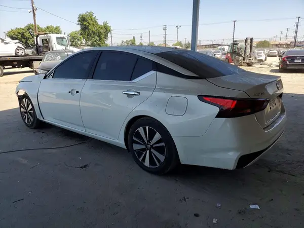 1N4BL4DV7MN417028 2021 NISSAN ALTIMA - Image 2