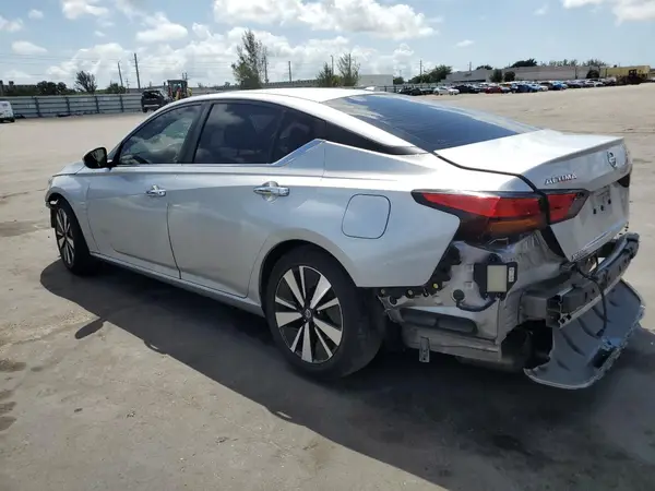 1N4BL4DV7NN305900 2022 NISSAN ALTIMA - Image 2