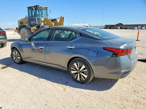 1N4BL4DV7NN317657 2022 NISSAN ALTIMA - Image 2