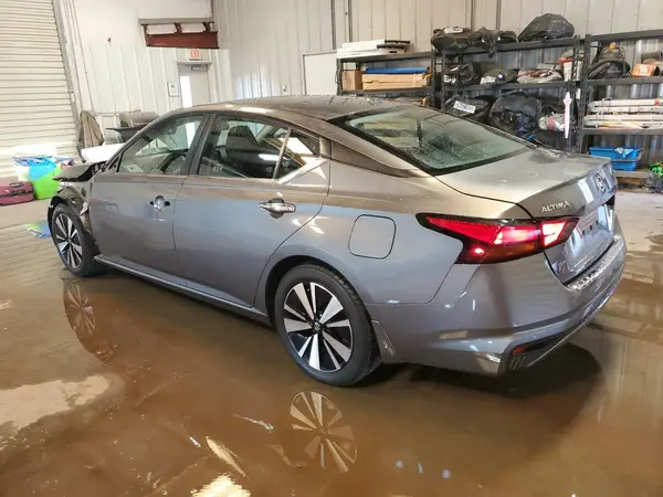 1N4BL4DV7NN322129 2022 NISSAN ALTIMA - Image 2