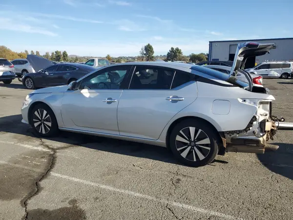 1N4BL4DV7NN352442 2022 NISSAN ALTIMA - Image 2
