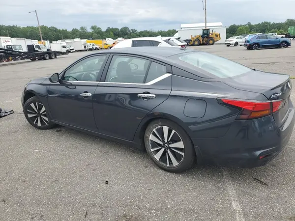 1N4BL4DV7NN358371 2022 NISSAN ALTIMA - Image 2