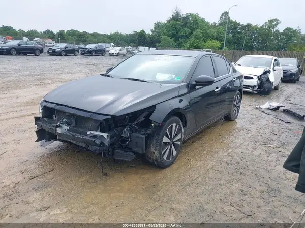 1N4BL4DV7NN366244 2022 NISSAN ALTIMA - Image 2