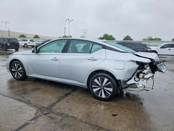 1N4BL4DV7NN367698 2022 NISSAN ALTIMA - Image 2