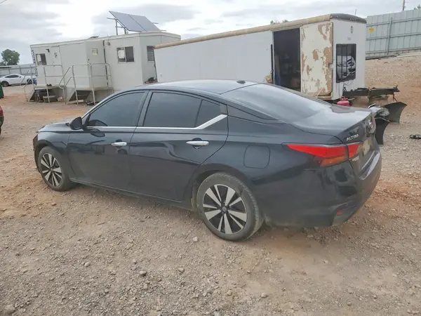1N4BL4DV7NN397980 2022 NISSAN ALTIMA - Image 2