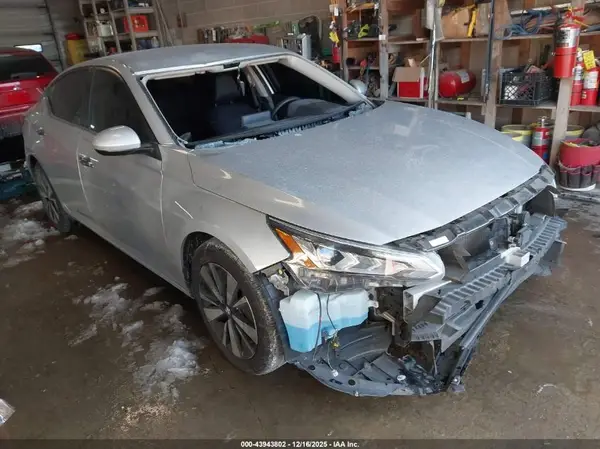1N4BL4DV7NN403213 2022 NISSAN ALTIMA - Image 1