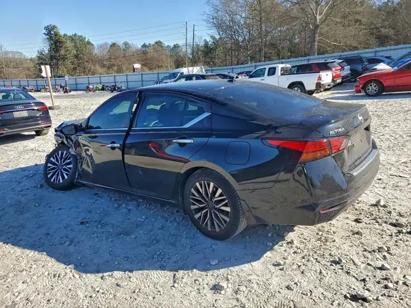 1N4BL4DV7PN304703 2023 NISSAN ALTIMA - Image 2
