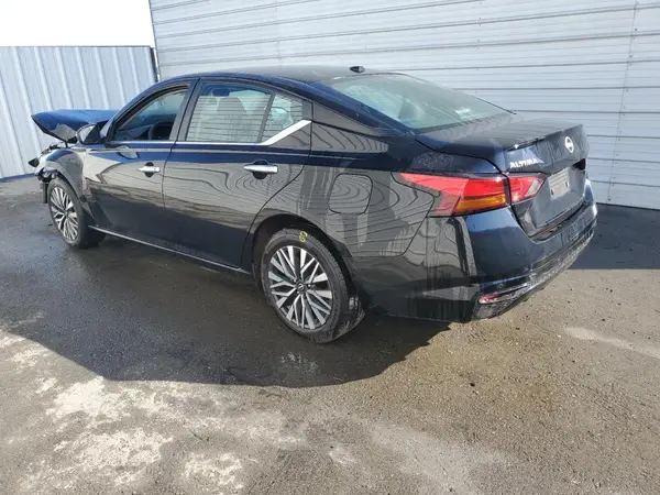 1N4BL4DV7PN314969 2023 NISSAN ALTIMA - Image 2