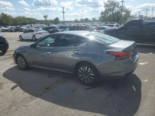 1N4BL4DV7PN318889 2023 NISSAN ALTIMA - Image 2