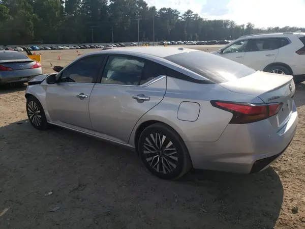 1N4BL4DV7PN320240 2023 NISSAN ALTIMA - Image 2