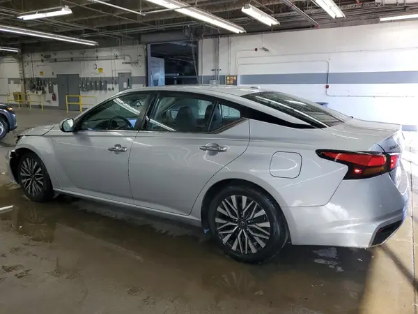1N4BL4DV7PN322022 2023 NISSAN ALTIMA - Image 2